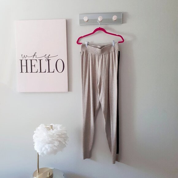 NWT Cyrus sand tan beige with black racer stripe jogger sweatpants, M - Picture 5 of 6